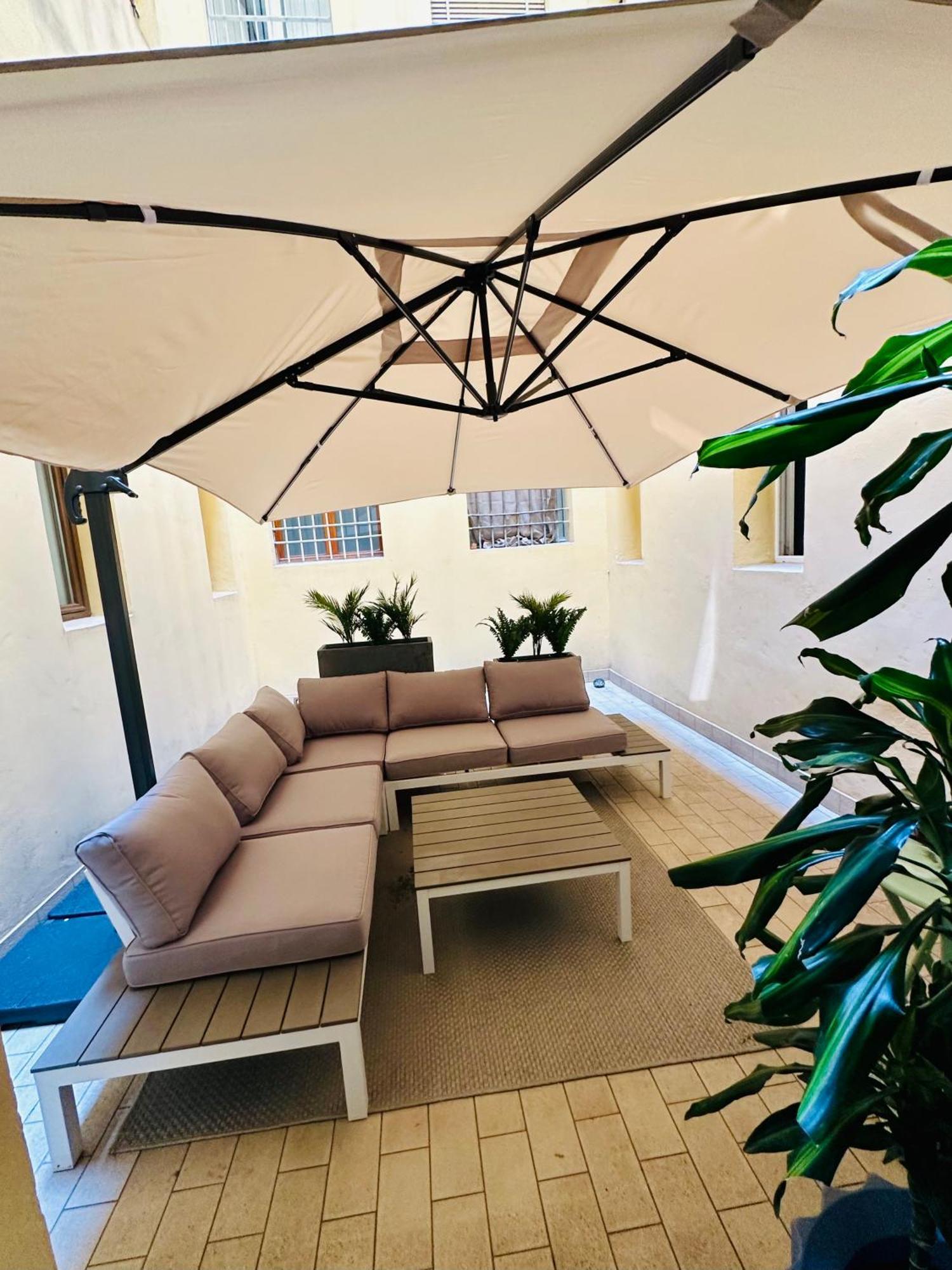 Indipendenza Luxury Apartments Bologna Bagian luar foto