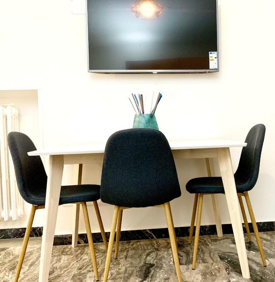 Indipendenza Luxury Apartments Bologna Bagian luar foto