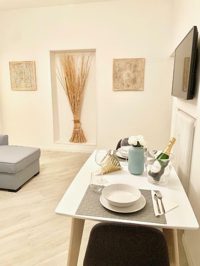 Indipendenza Luxury Apartments Bologna Bagian luar foto